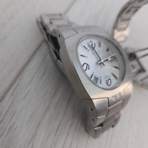 SET OF 2 Vestal Destroyer Vestal Motorhead Analog Watch Womens Silver Wristwatch - Picture 9 of 16